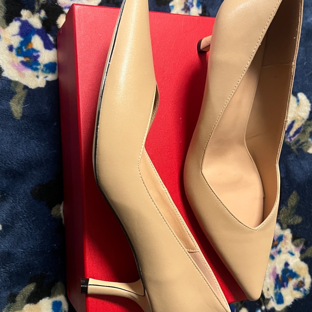 Elegant Cream Women's Heels